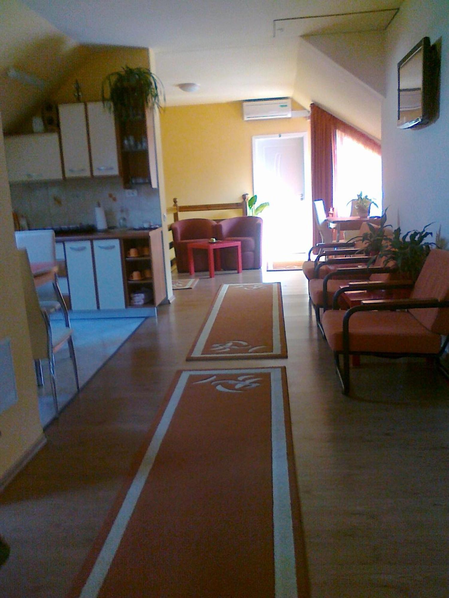 דירות סובאטה Pasager House מראה חיצוני תמונה